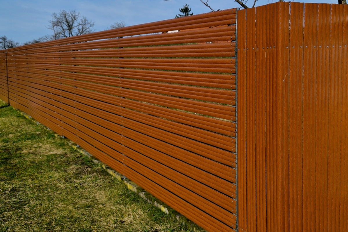 Slat Fence (3)